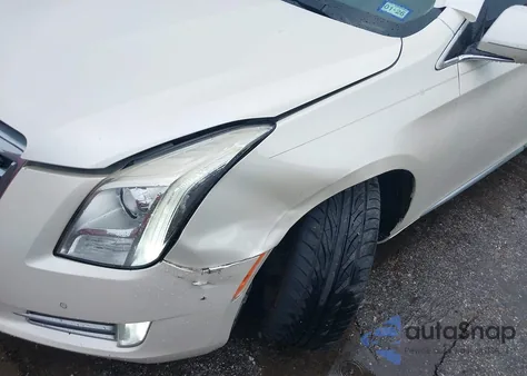 2013 Cadillac Xts Premium z USA, uszkodzony, nr VIN 2G61S5S33D9116763